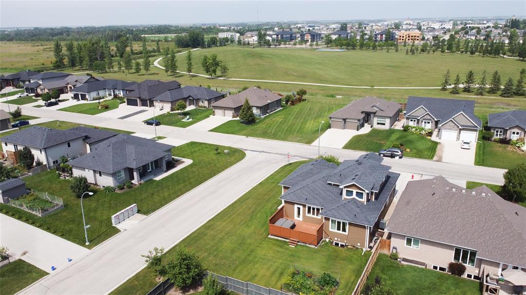 Photo 6 of 22 Grandview Drive, Steinbach MB