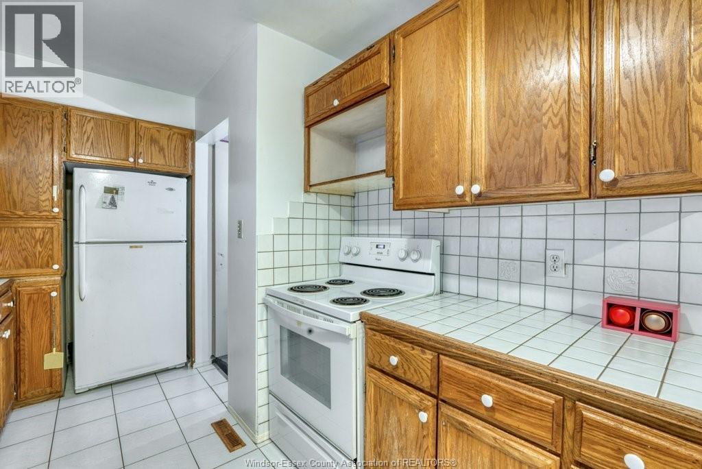 Photo 16 of 3277 Dominion, Windsor ON