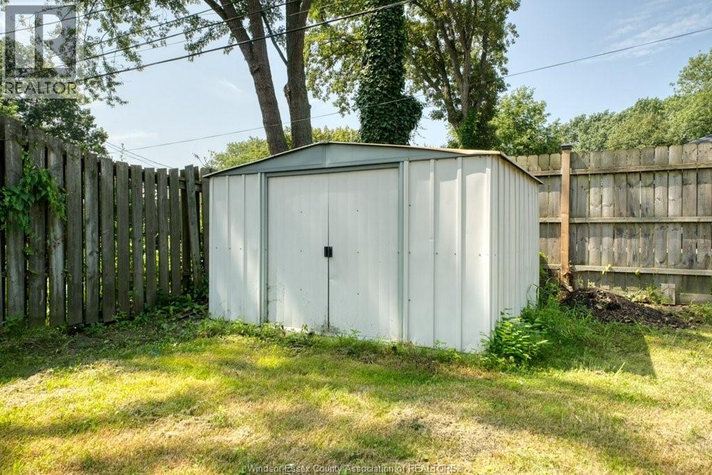 Photo 36 of 3277 Dominion, Windsor ON