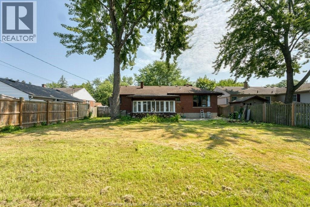 Photo 38 of 3277 Dominion, Windsor ON