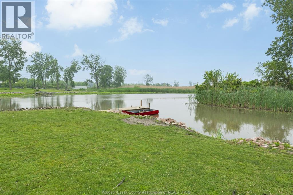 Photo 14 of 9556 Malden Rd, Amherstburg ON