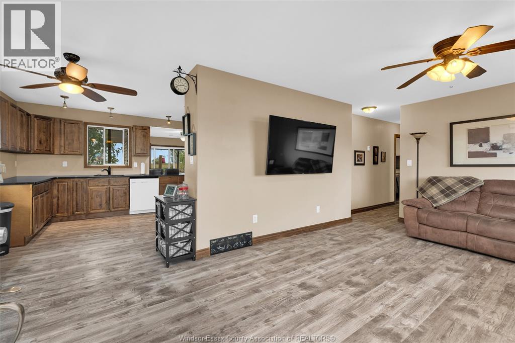 Photo 19 of 9556 Malden Rd, Amherstburg ON