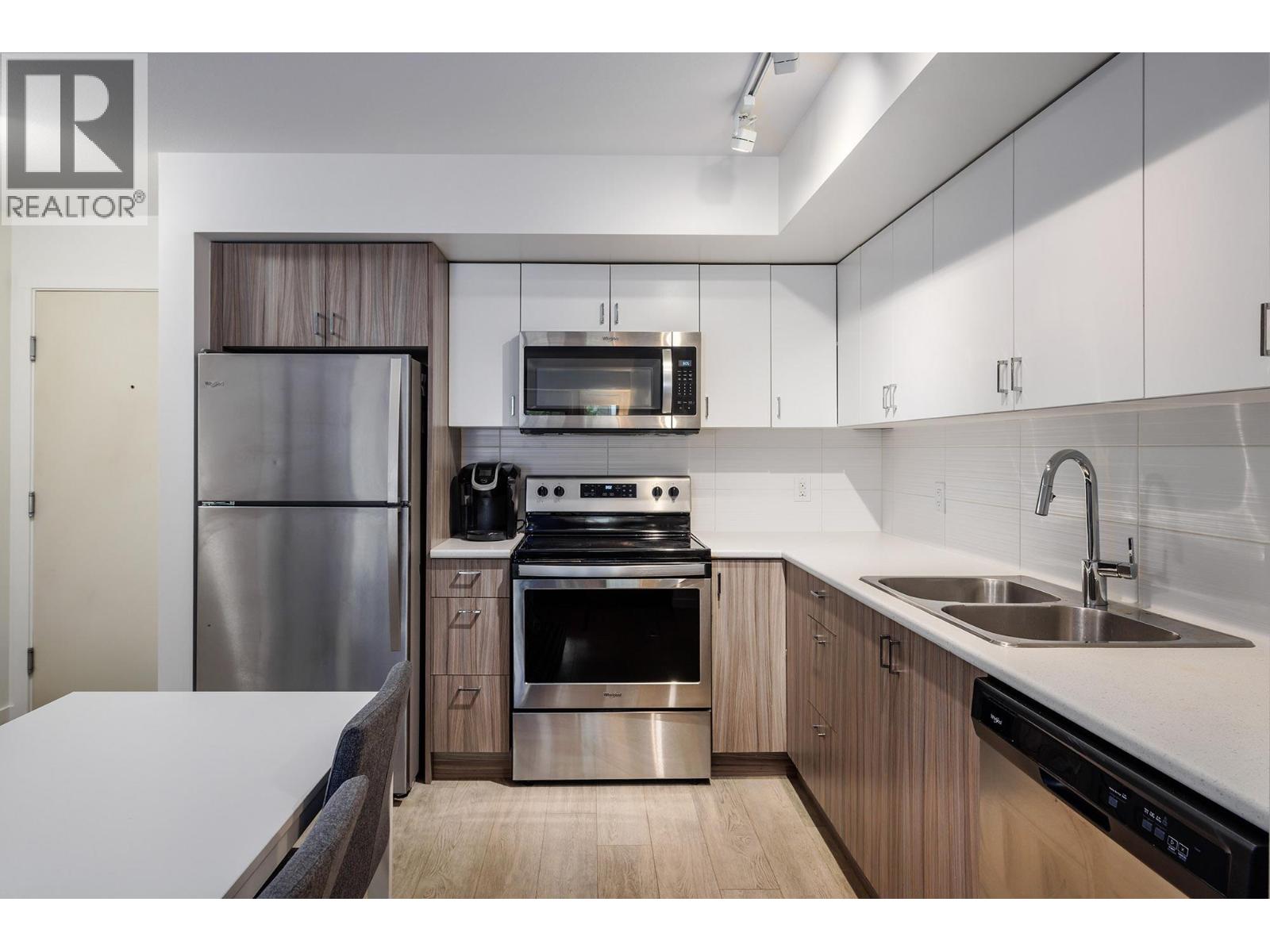 Photo 21 of 725 Academy Way Unit Ph 18, Kelowna BC