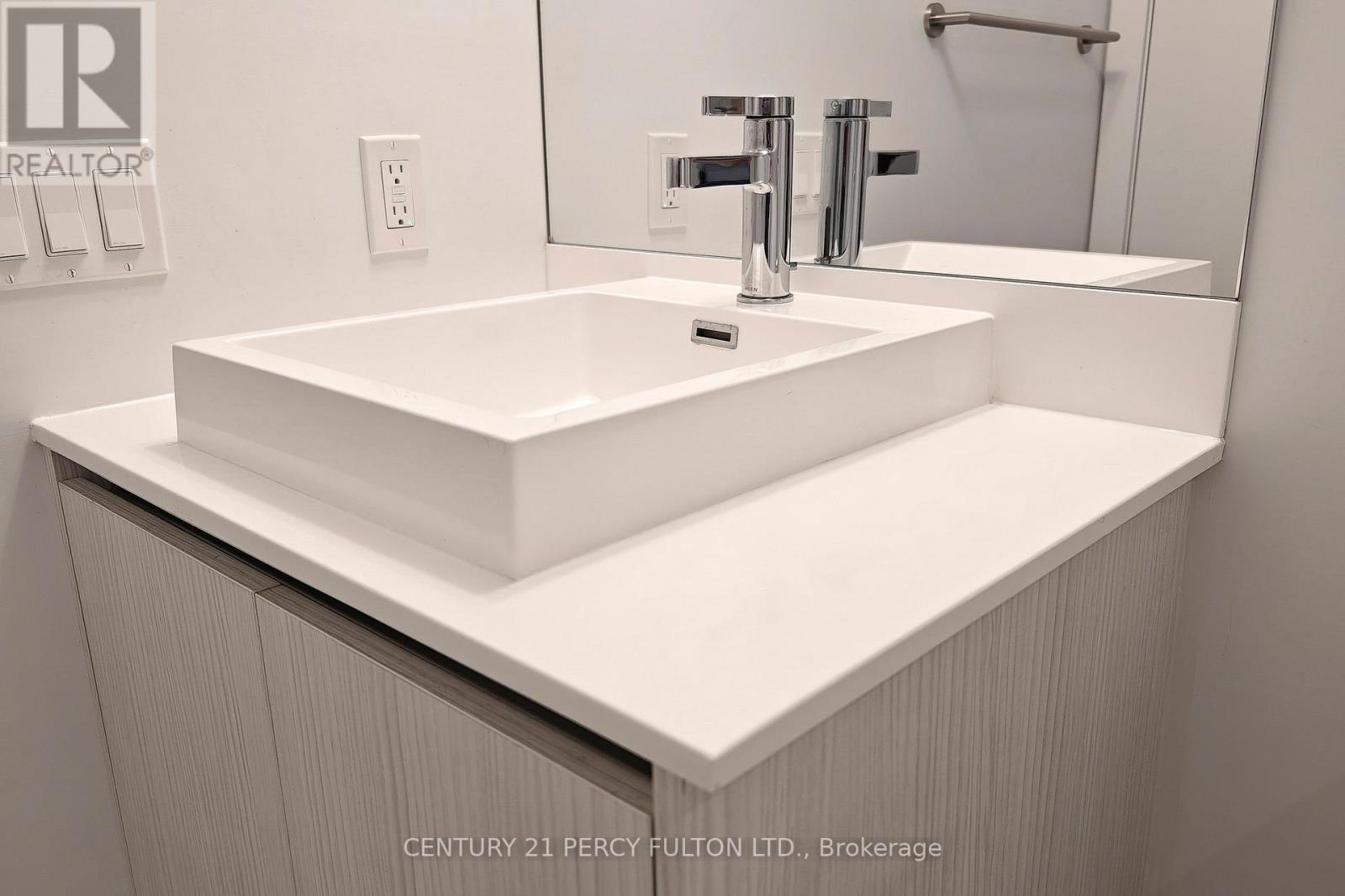 Photo 32 of 313 251 Manitoba Street, Toronto ON