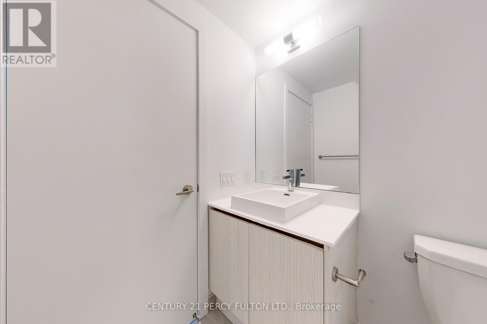 Photo 18 of 313 251 Manitoba Street, Toronto ON
