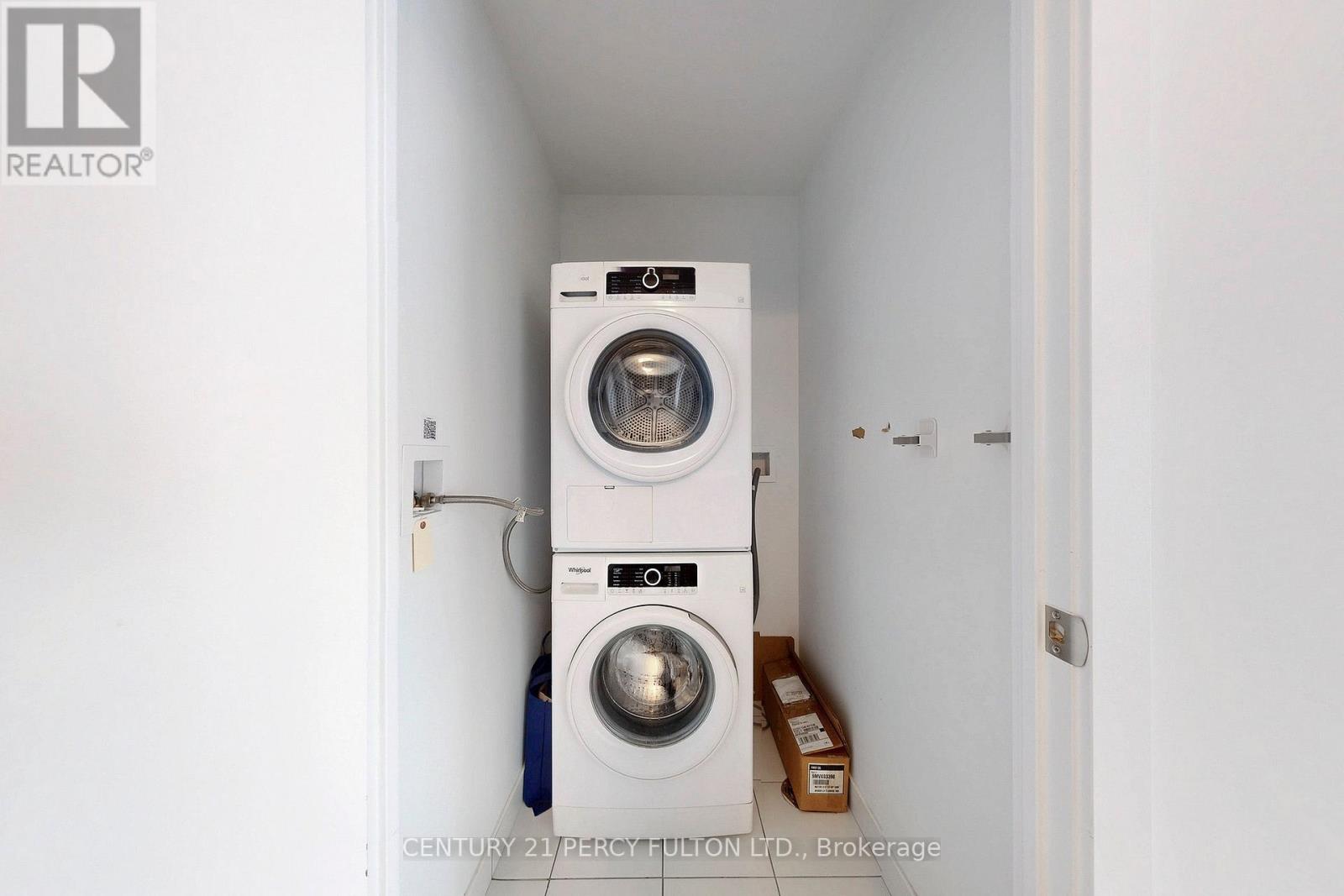 Photo 30 of 313 251 Manitoba Street, Toronto ON