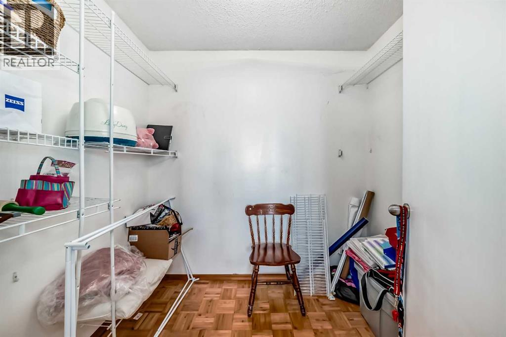 Single Family House for Sale in    Street NE Rundle Calgary 