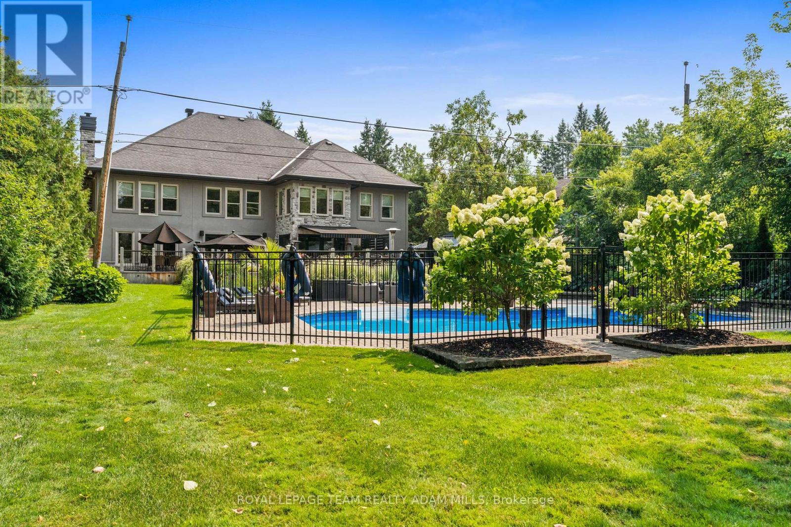 Photo 38 of 2330 Summerside Drive, Ottawa ON
