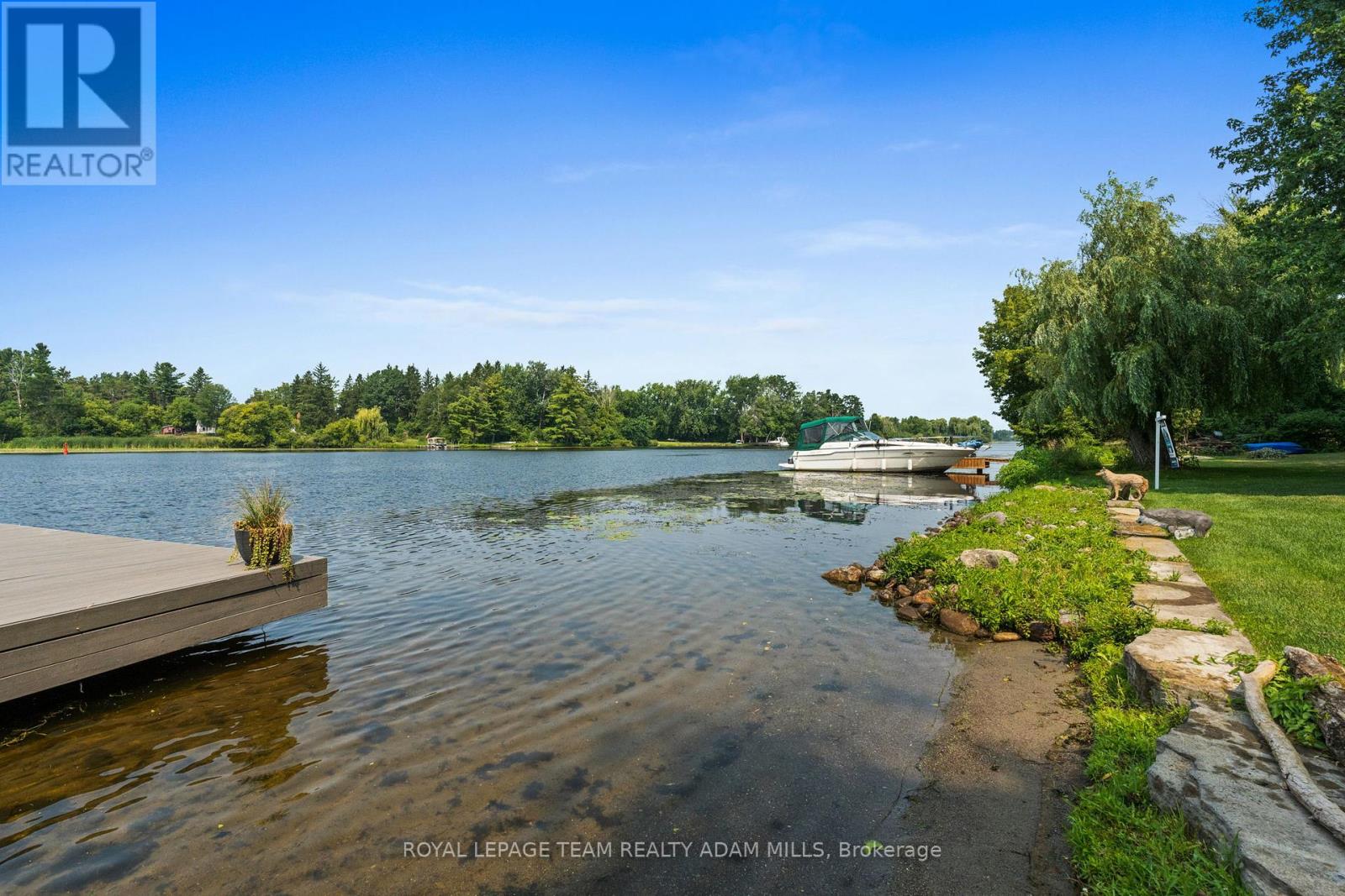 Photo 16 of 2330 Summerside Drive, Ottawa ON