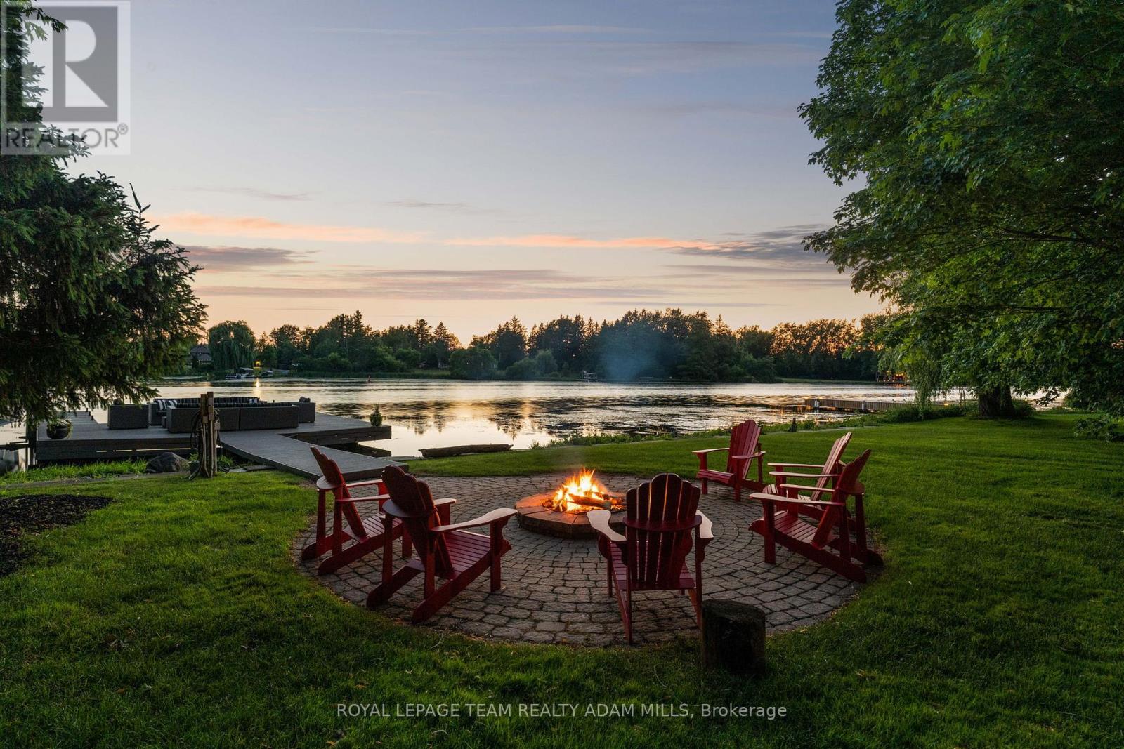 Photo 3 of 2330 Summerside Drive, Ottawa ON