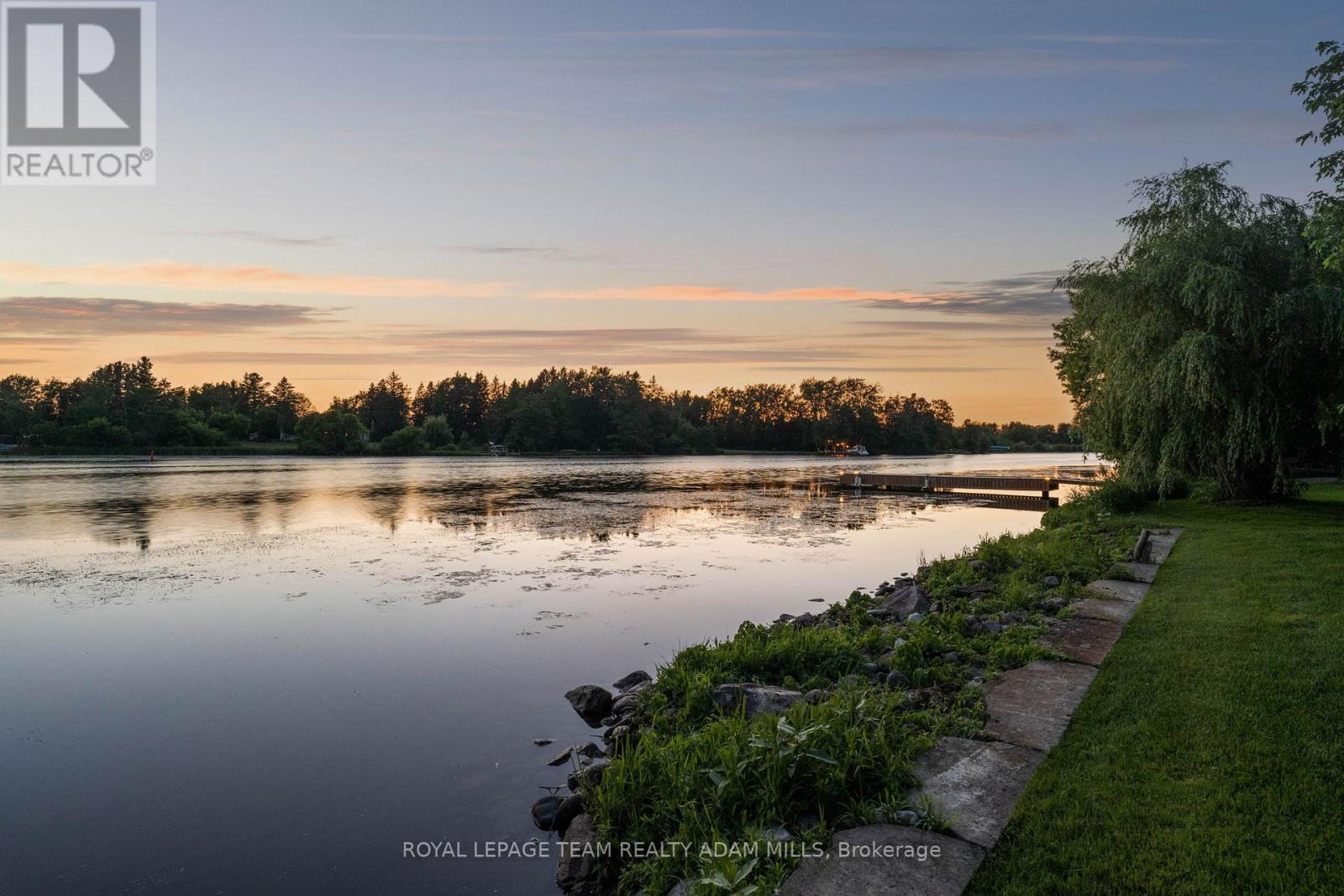Photo 19 of 2330 Summerside Drive, Ottawa ON