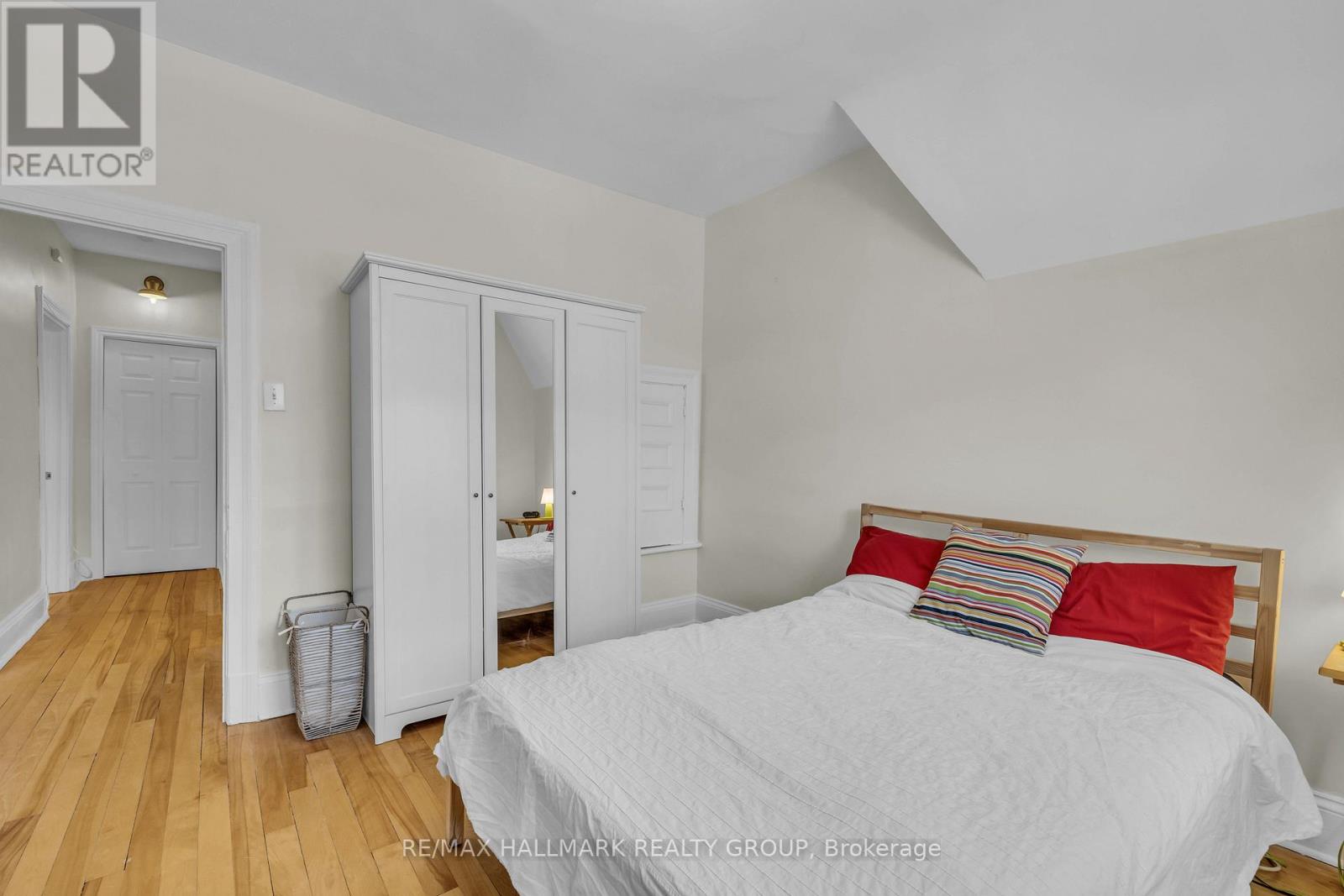Photo 19 of 396 Daly Avenue, Ottawa ON