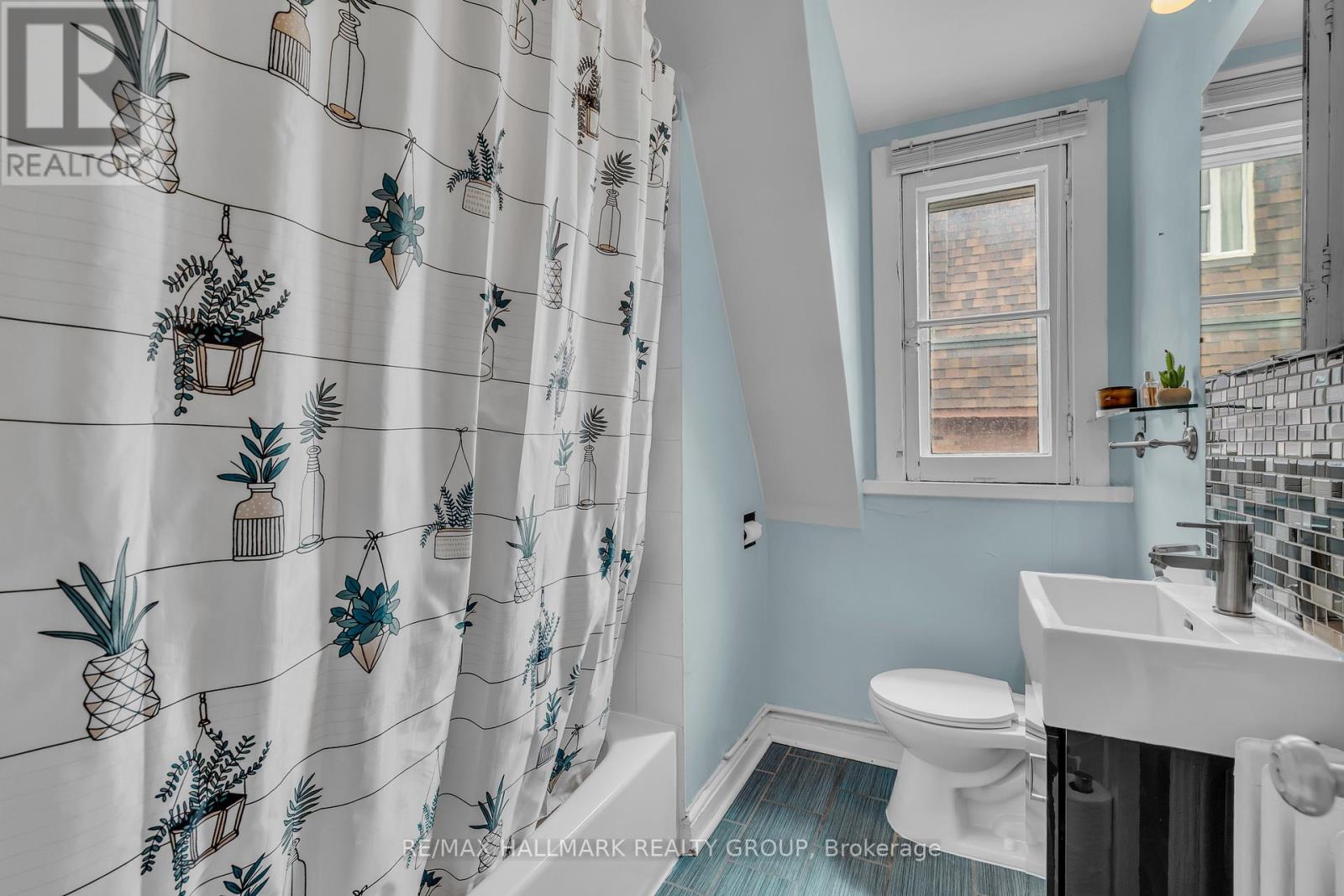 Photo 32 of 396 Daly Avenue, Ottawa ON