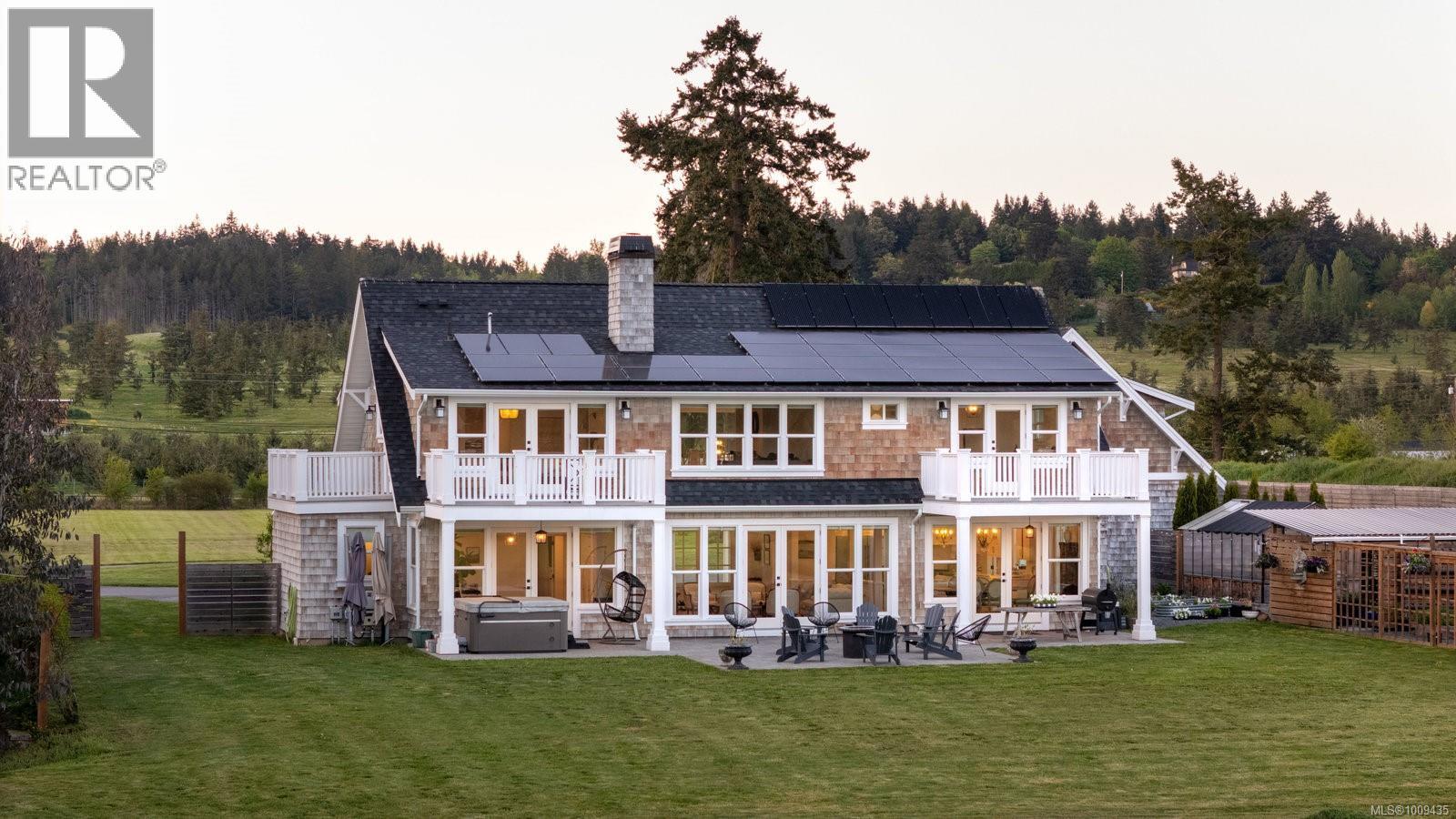  1527 Mount Newton Cross Road, Central Saanich