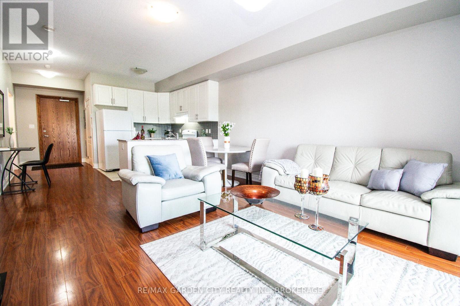 Photo 17 of 320 8111 Forest Glen Drive, Niagara Falls ON
