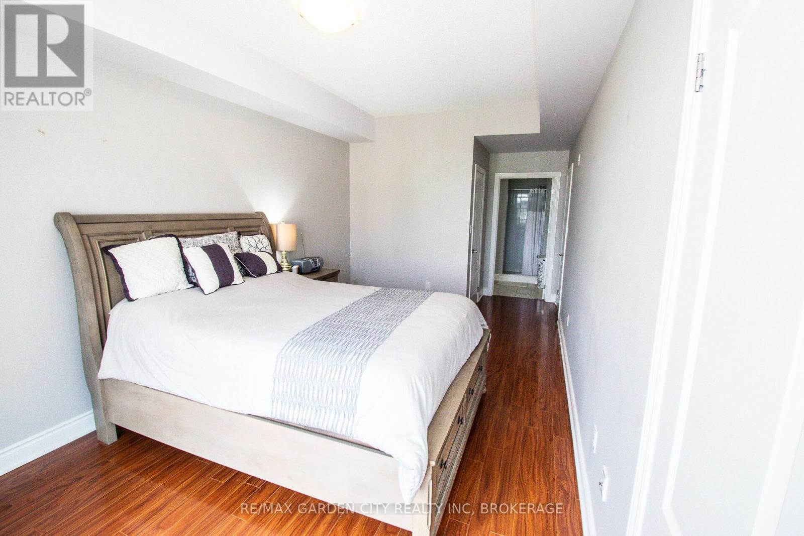 Photo 24 of 320 8111 Forest Glen Drive, Niagara Falls ON