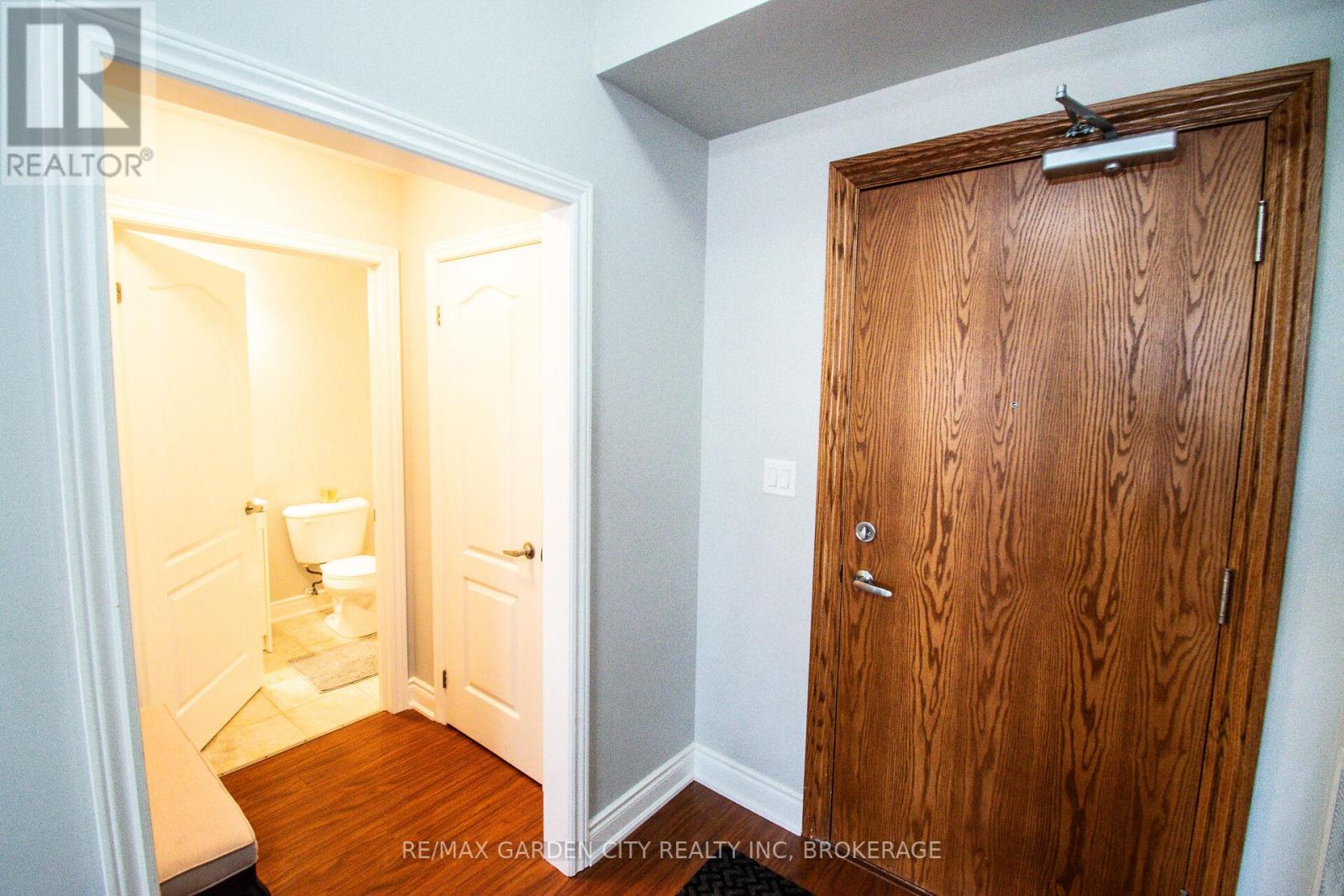Photo 29 of 320 8111 Forest Glen Drive, Niagara Falls ON
