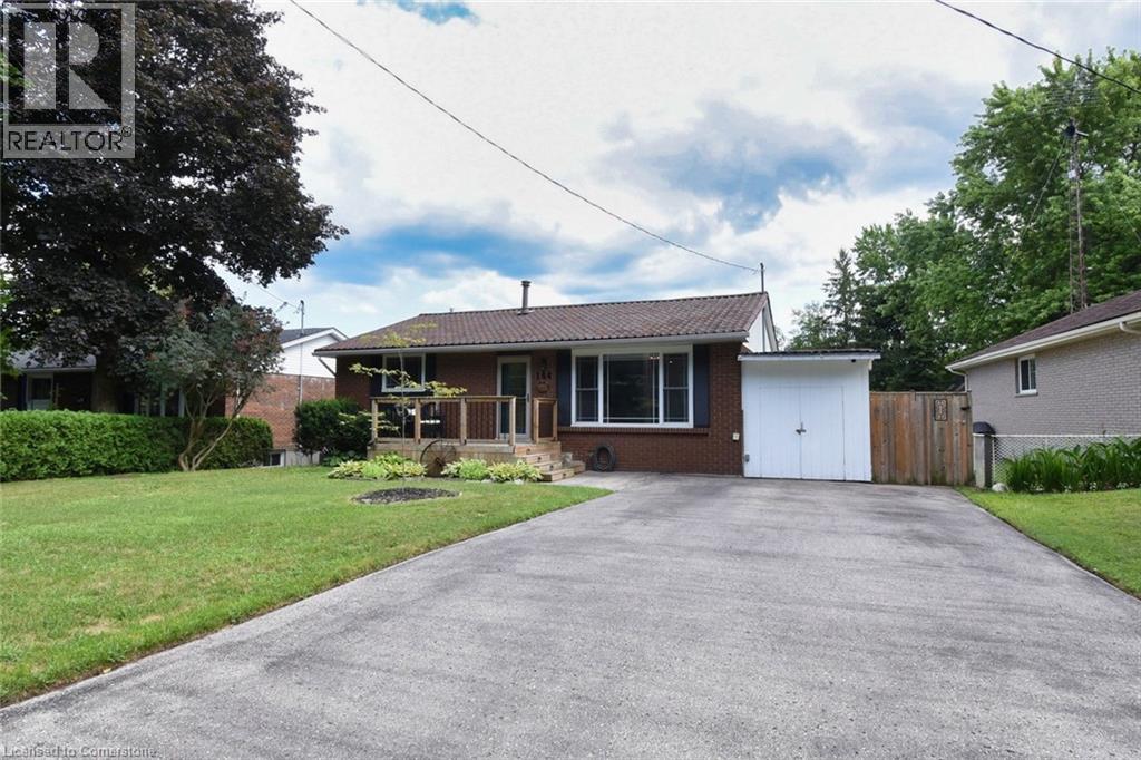 Photo 45 of 144 Victoria Street, Simcoe ON
