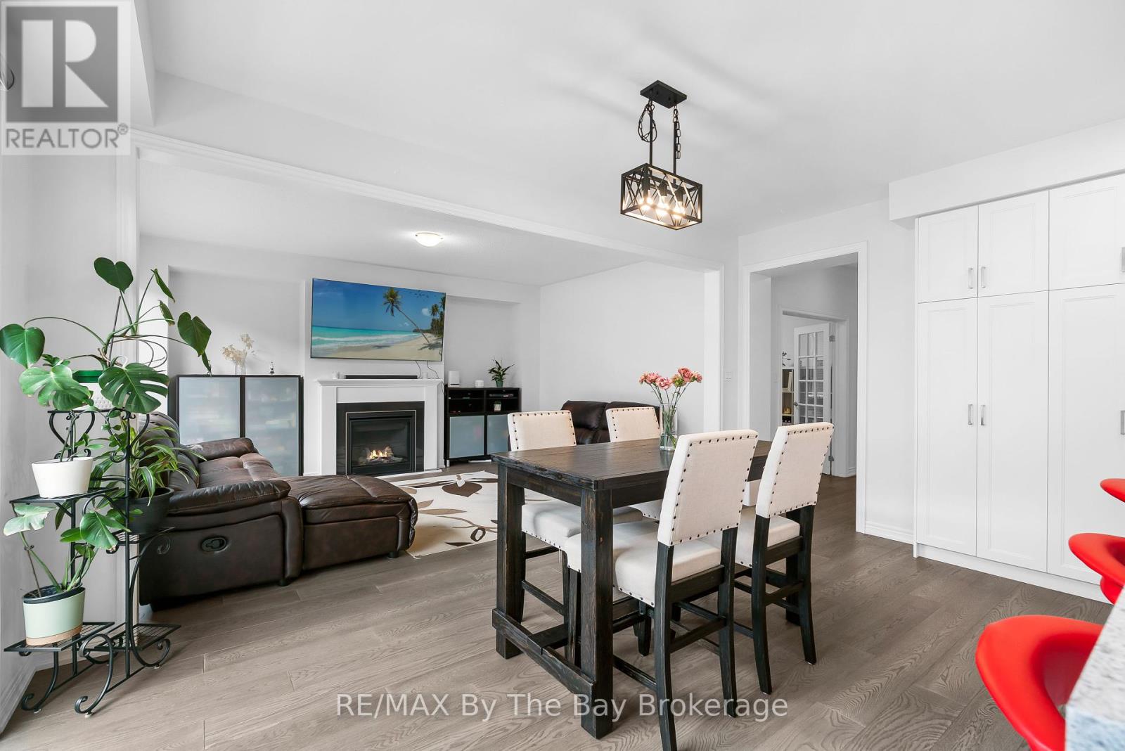 Photo 31 of 28 Frederick Taylor Way, East Gwillimbury ON