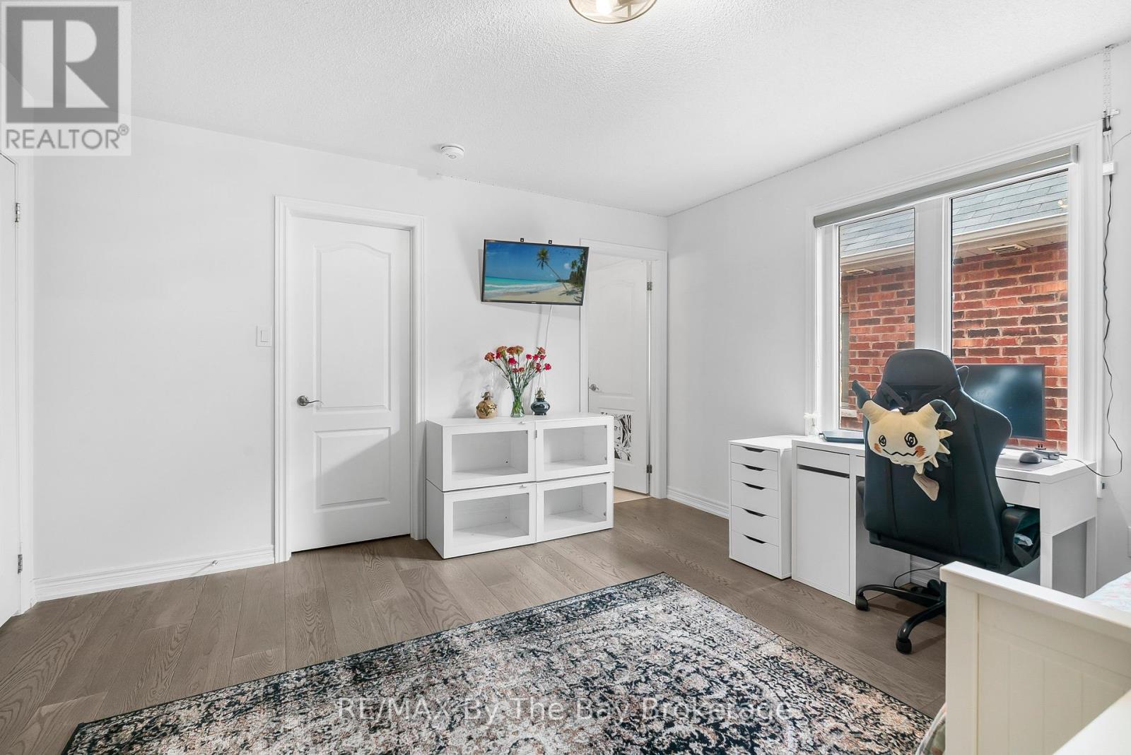 Photo 45 of 28 Frederick Taylor Way, East Gwillimbury ON