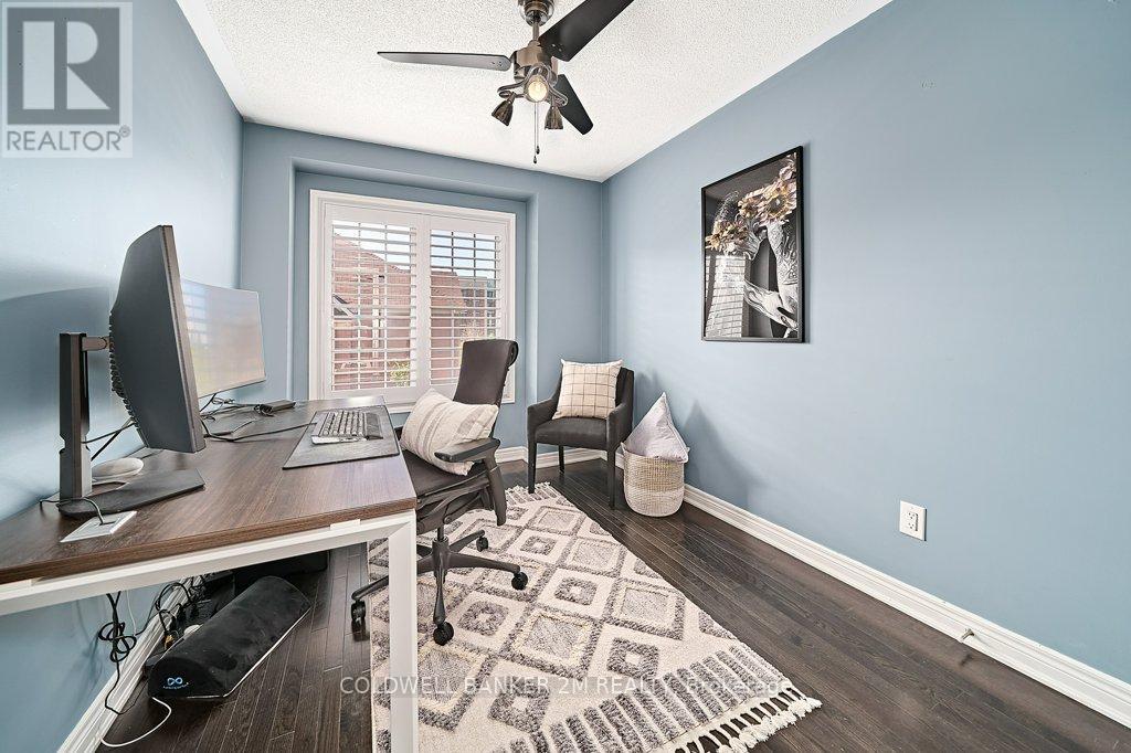 Photo 38 of 360 Doak Lane, Newmarket ON