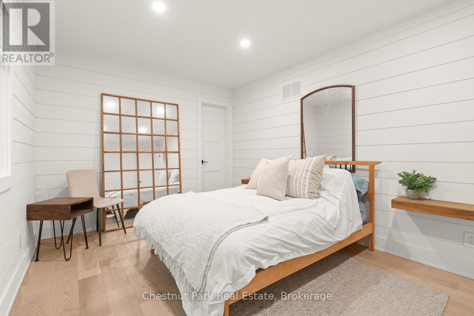 Photo 14 of 1030 Brooks Lake Road, Lake Of Bays ON