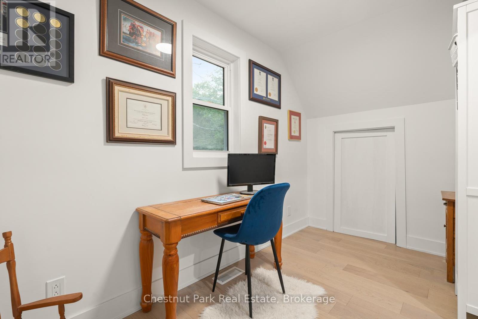Photo 3 of 1030 Brooks Lake Road, Lake Of Bays ON