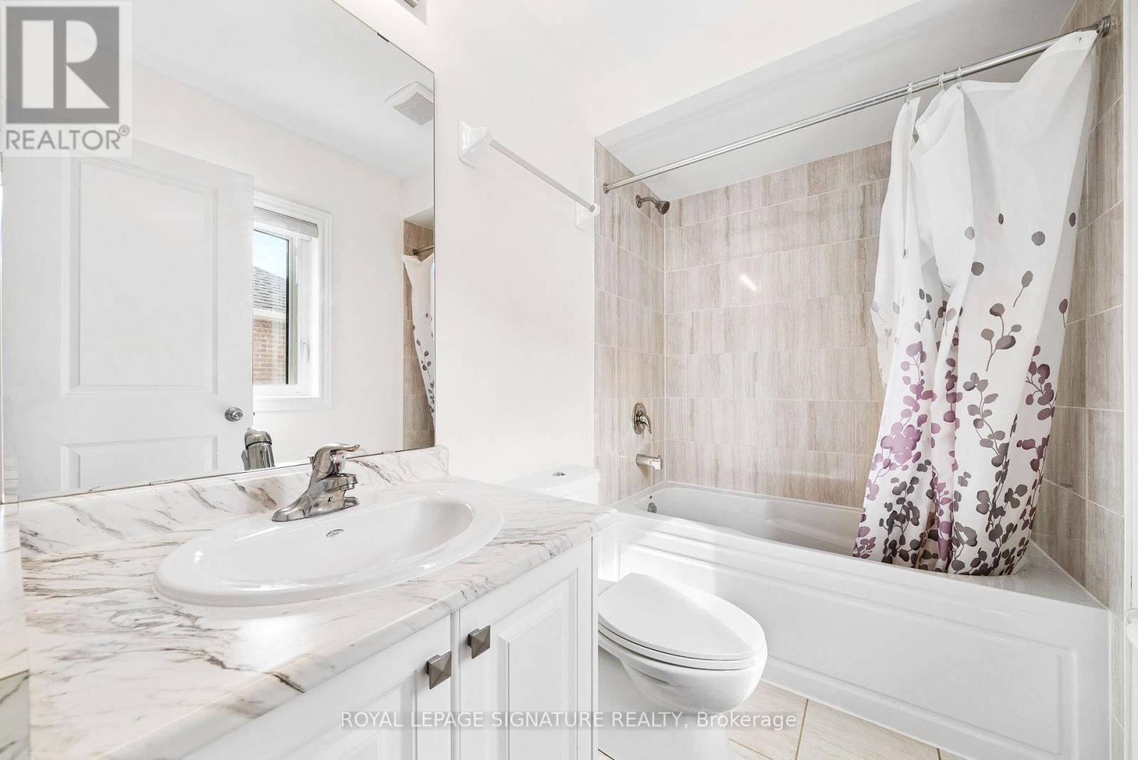 Photo 43 of 196 Limestone Lane, Shelburne ON