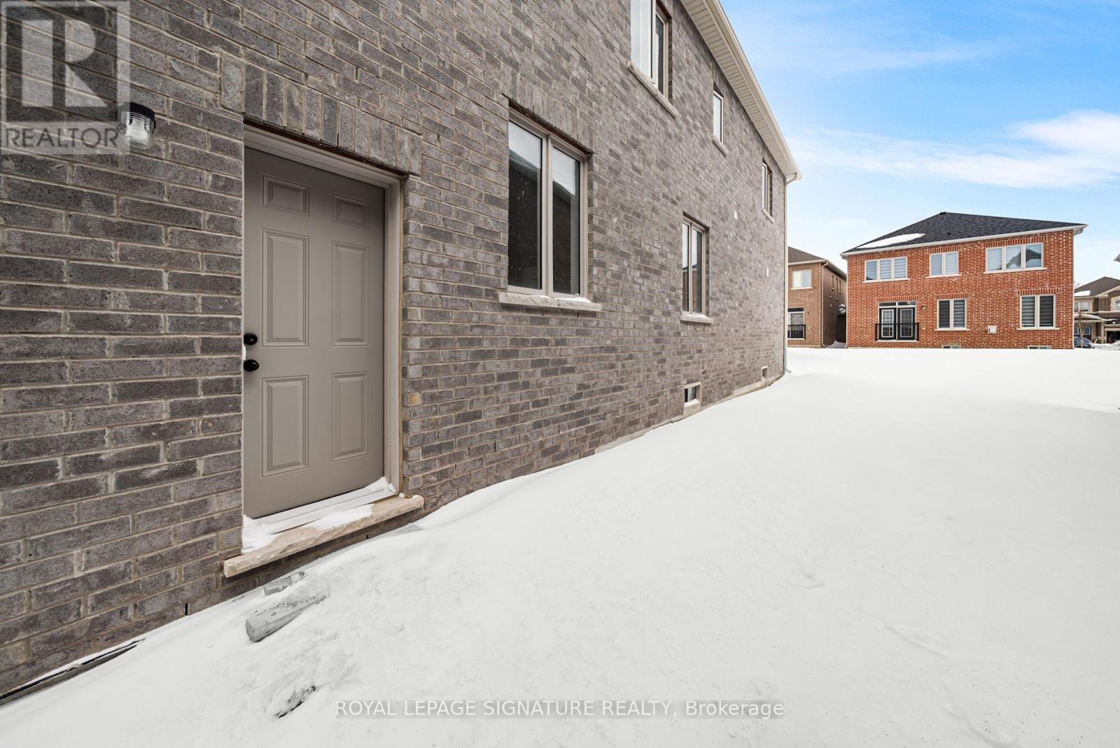 Photo 12 of 196 Limestone Lane, Shelburne ON