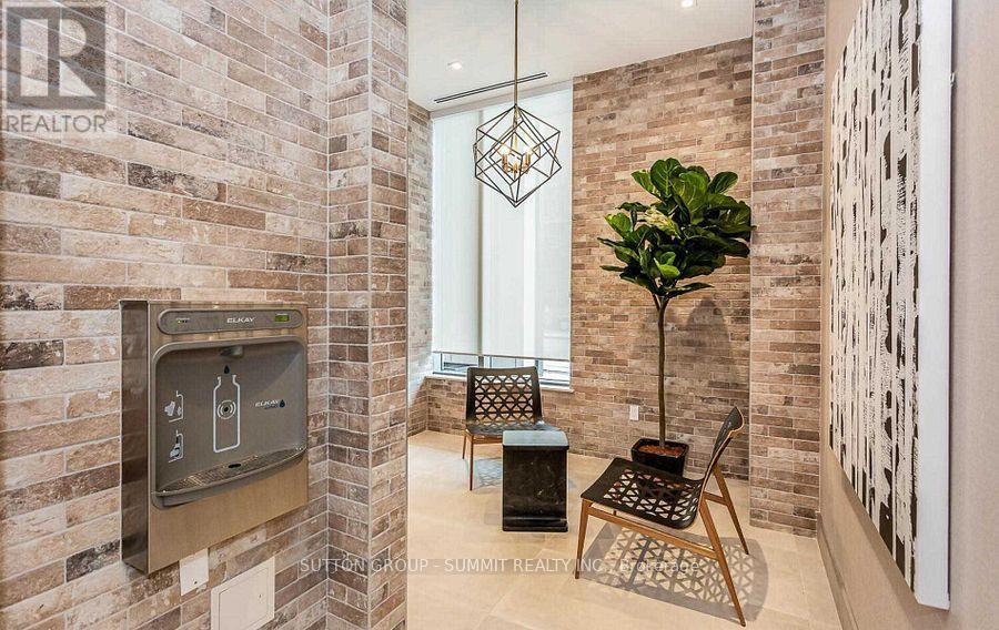 Photo 16 of 616 212 King William Street, Hamilton ON
