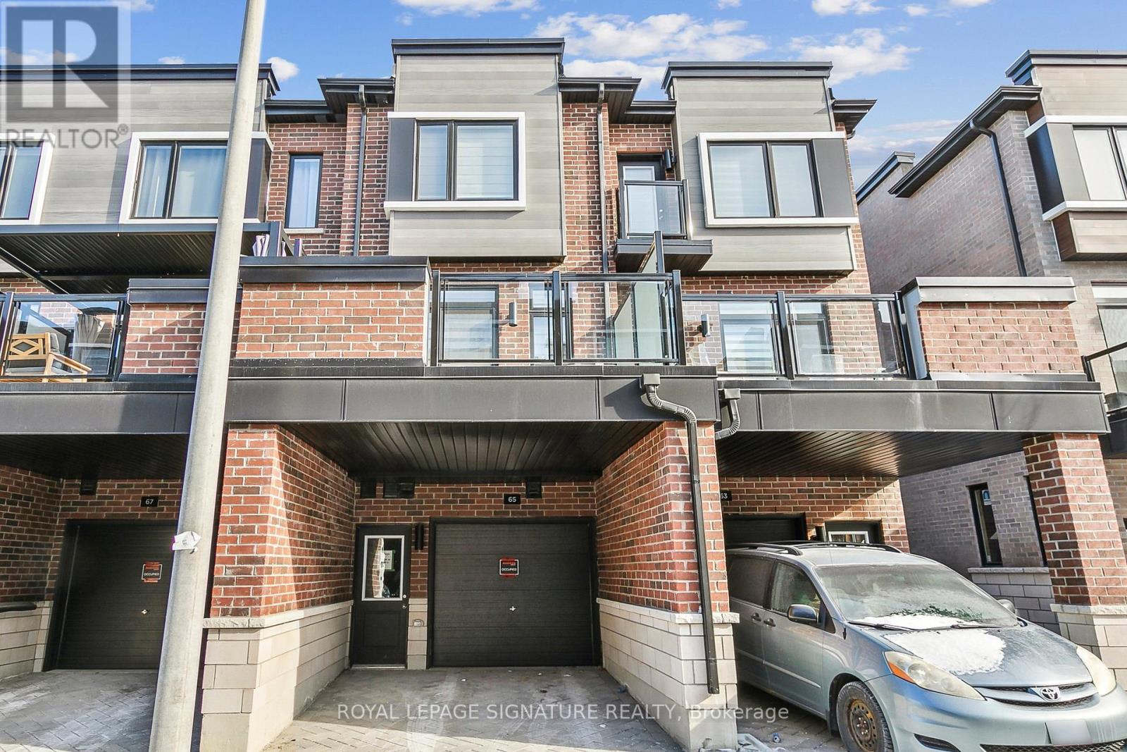 Photo 3 of Bdrm 65 Akil Thomas Gardens, Toronto ON