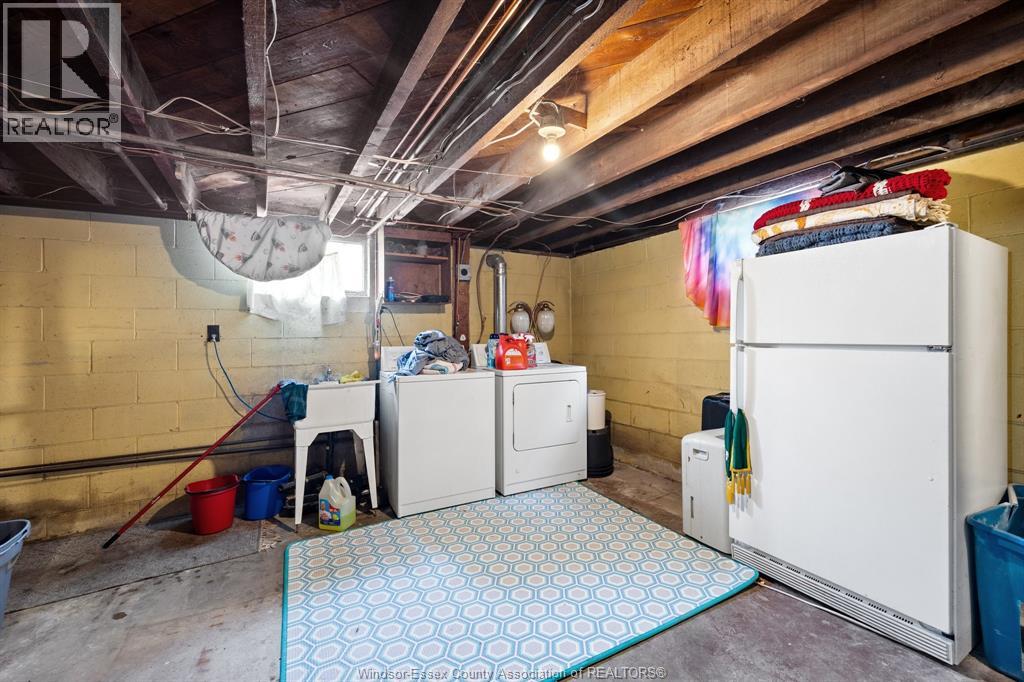 Photo 21 of 40 Orange Street, Leamington ON