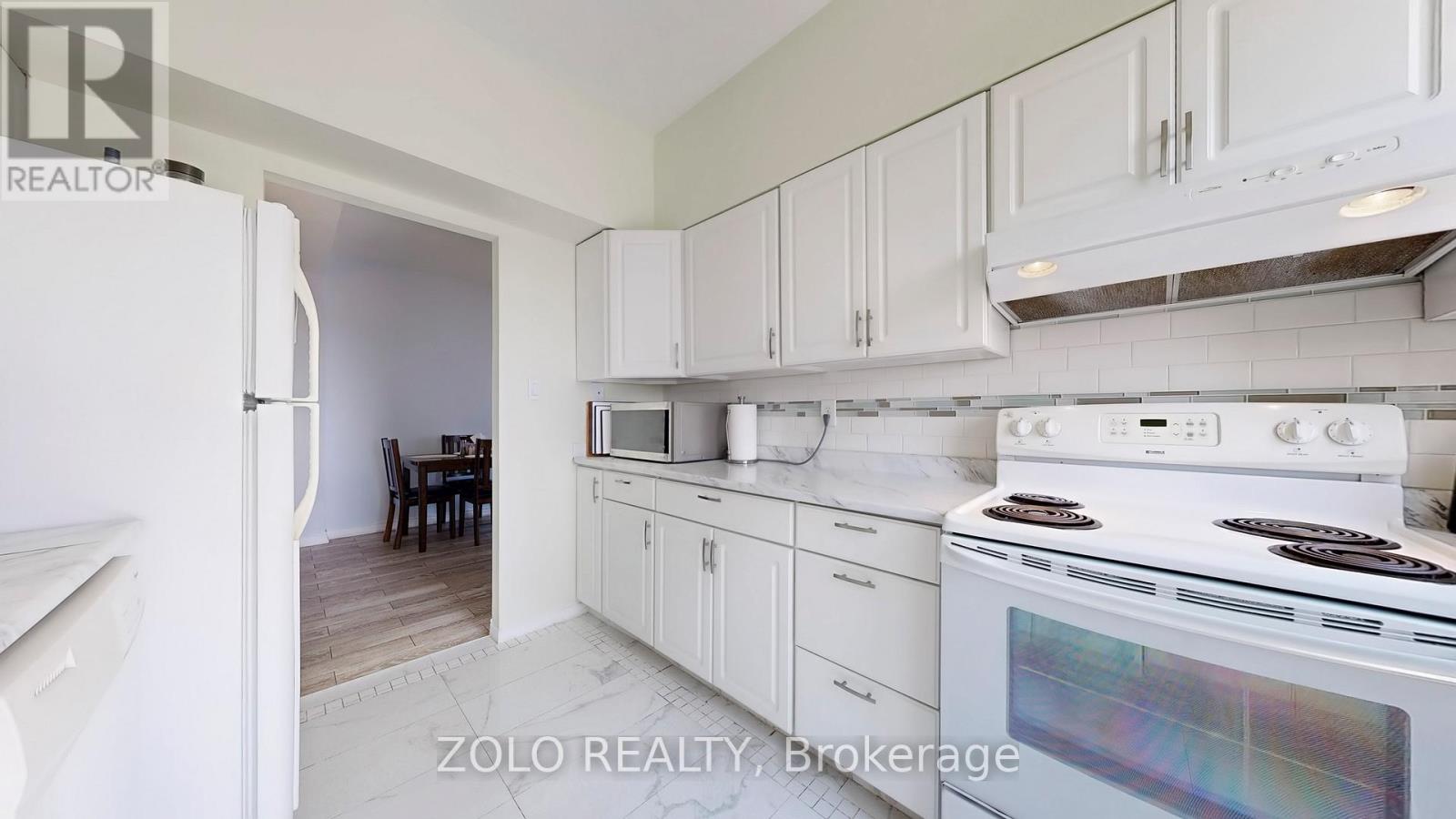Photo 25 of Ph 4 9 Chalmers Road, Richmond Hill ON