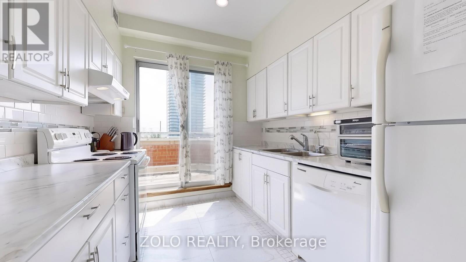 Photo 29 of Ph 4 9 Chalmers Road, Richmond Hill ON