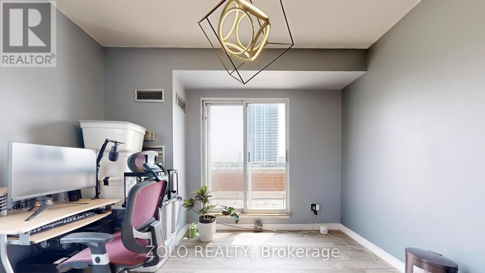 Photo 15 of Ph 4 9 Chalmers Road, Richmond Hill ON