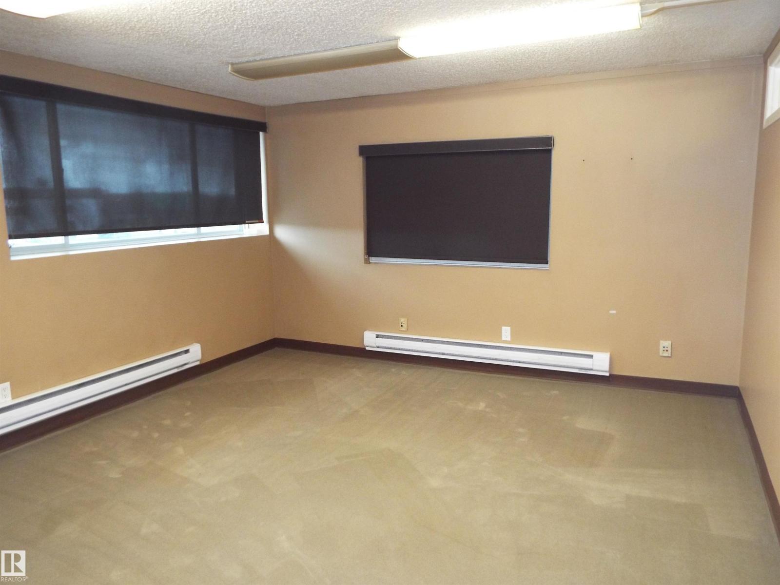 Photo 14 of 5904 44 A St, Leduc AB