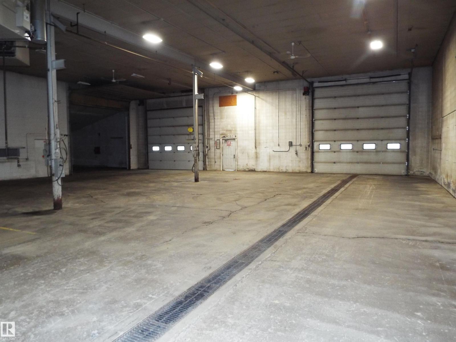 Photo 7 of 5904 44 A St, Leduc AB