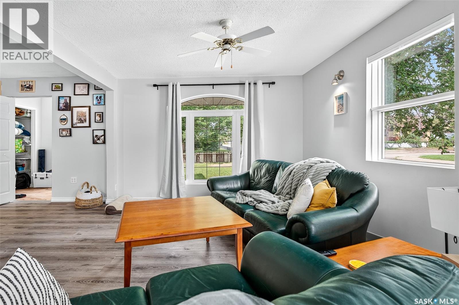 Photo 13 of 1097 Connaught Avenue, Moose Jaw SK