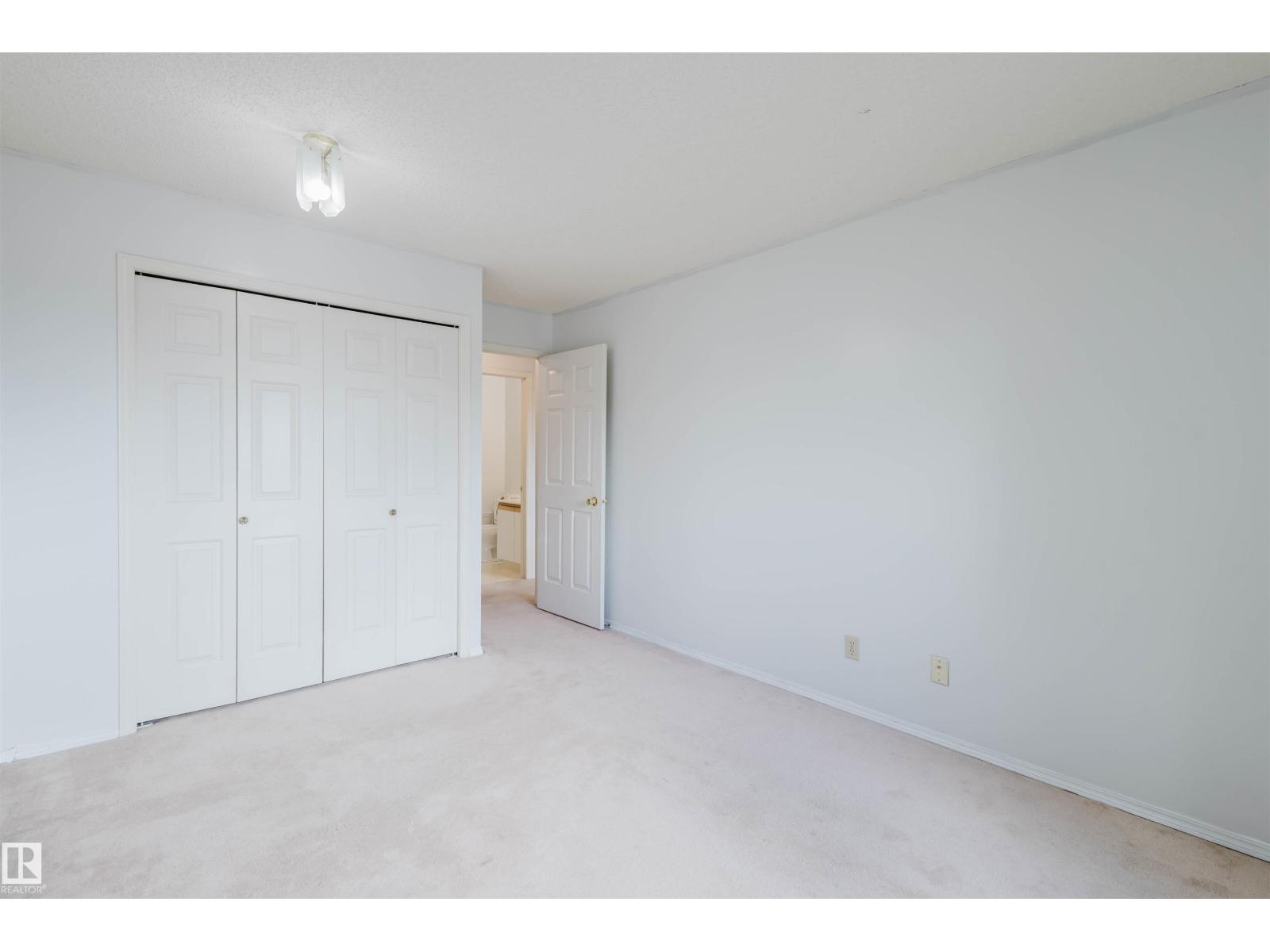 Photo 16 of 402 11020 19 Av Nw, Edmonton AB