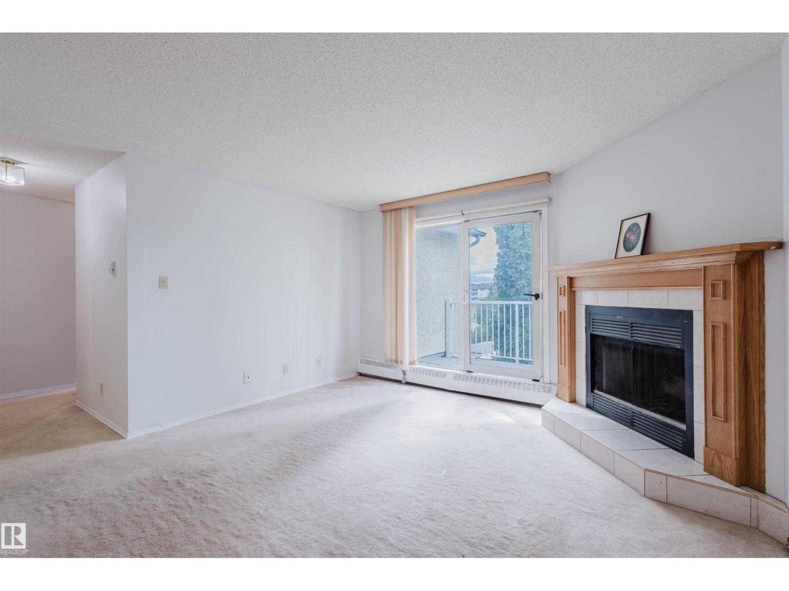 Photo 5 of 402 11020 19 Av Nw, Edmonton AB