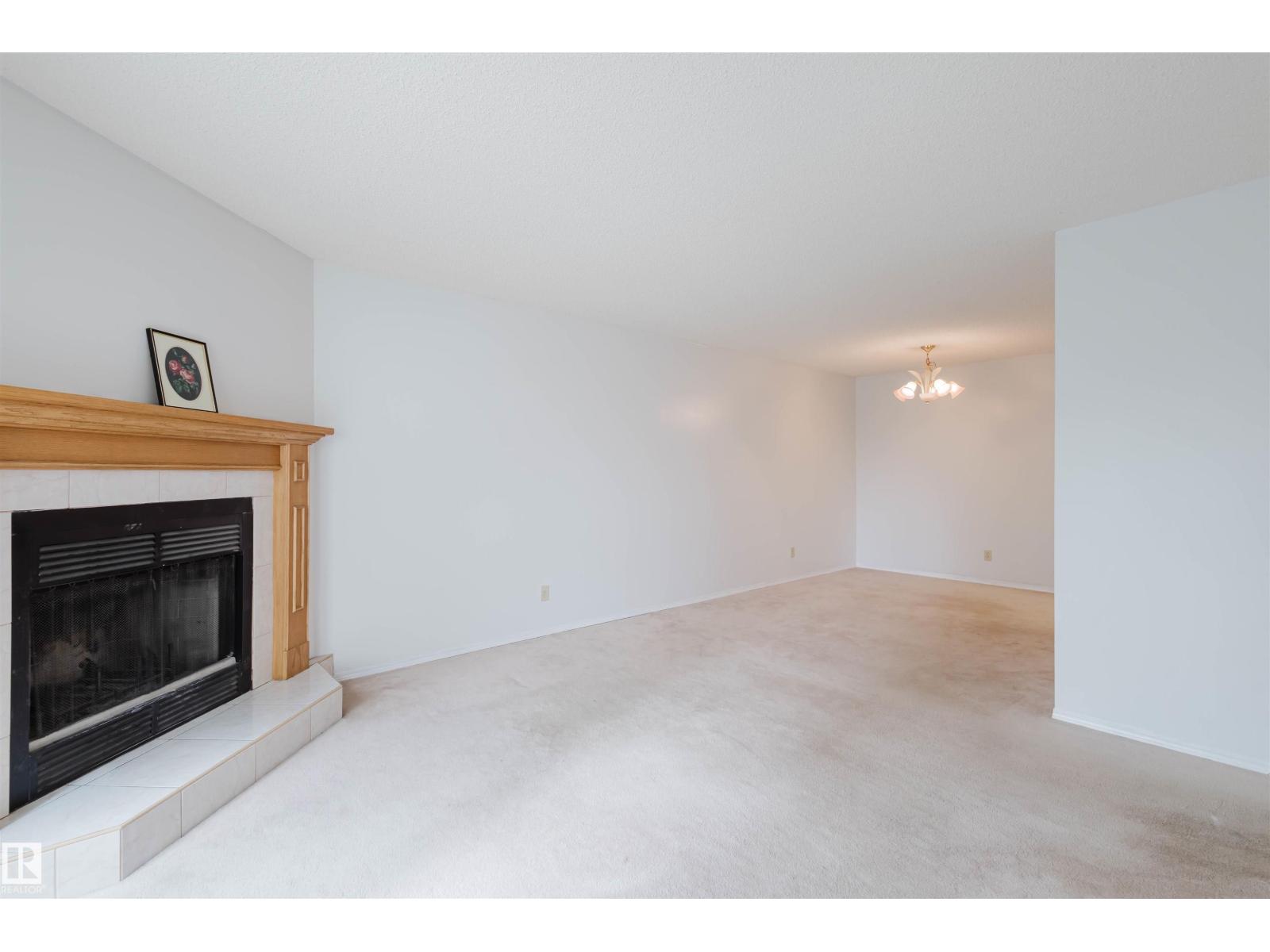 Photo 7 of 402 11020 19 Av Nw, Edmonton AB