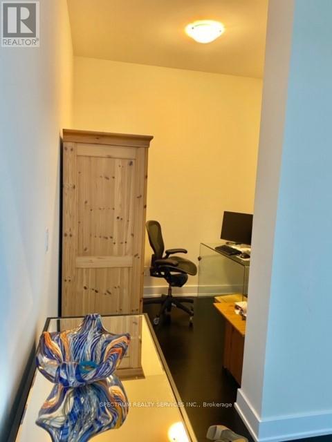 Photo 9 of 4905 4011 Brickstone Mews, Mississauga ON