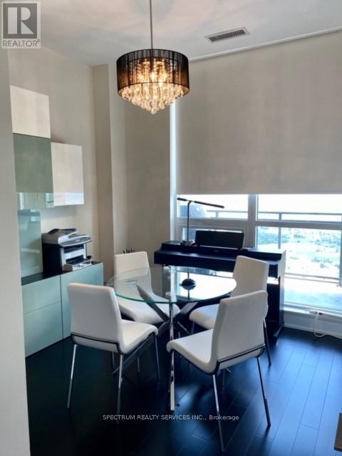Photo 2 of 4905 4011 Brickstone Mews, Mississauga ON