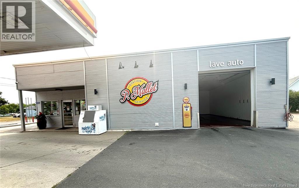 Photo 1 of 300 1 Ere Rue Route 113, Shippagan NB