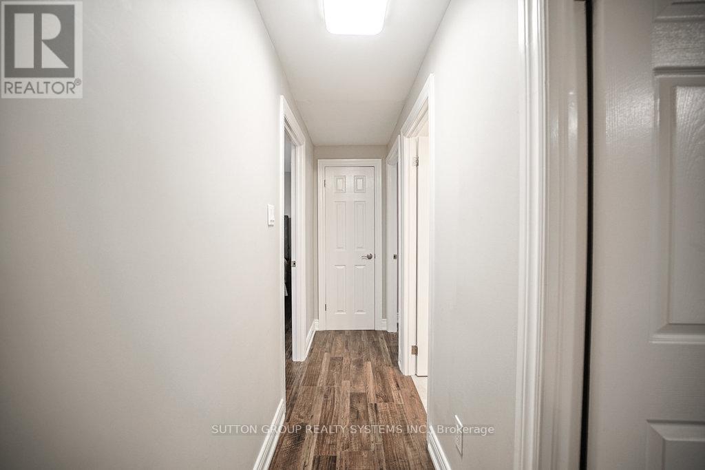 Photo 14 of 160 Allan Drive, Caledon ON