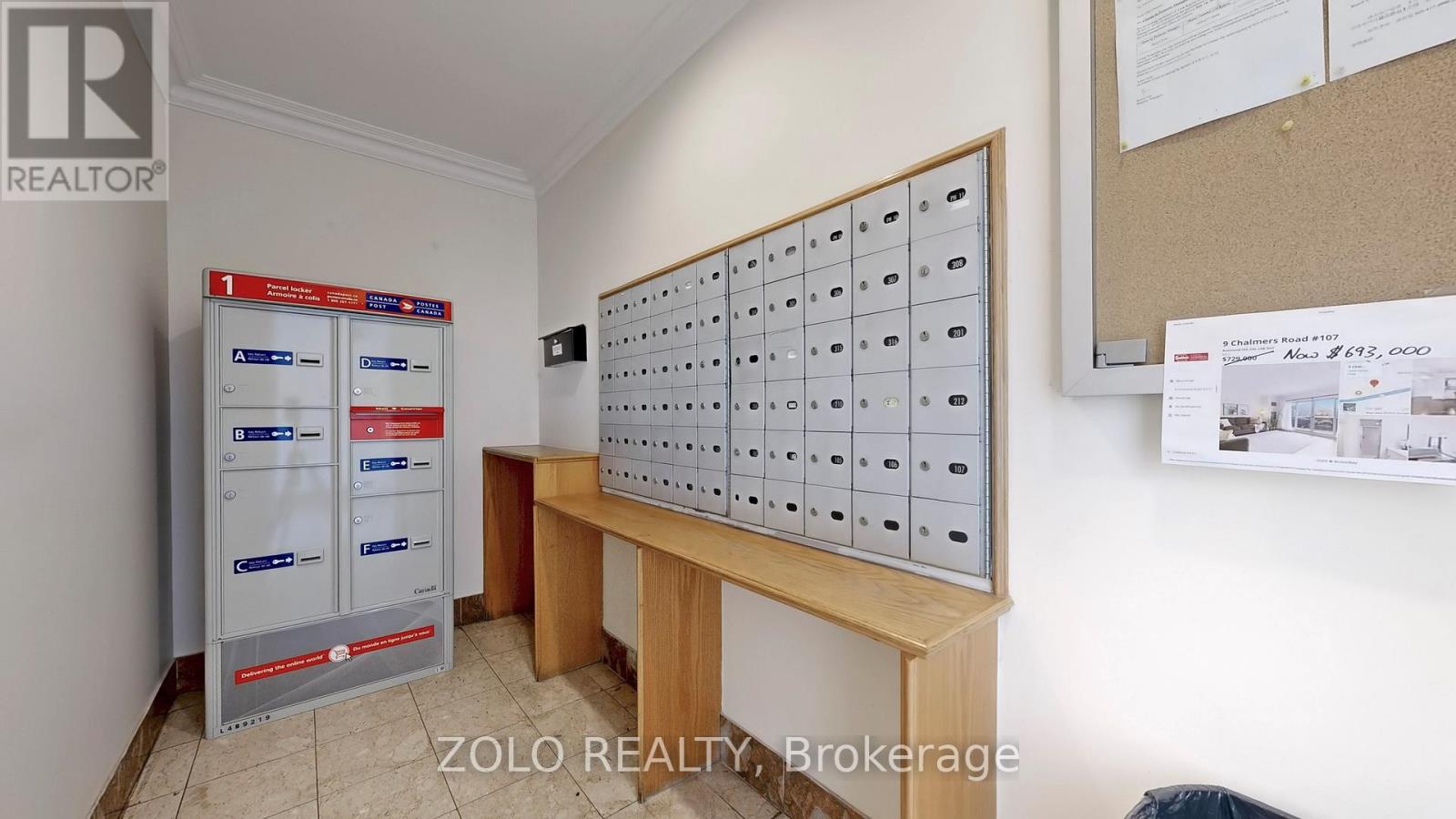 Photo 9 of Ph 4 9 Chalmers Road, Richmond Hill ON