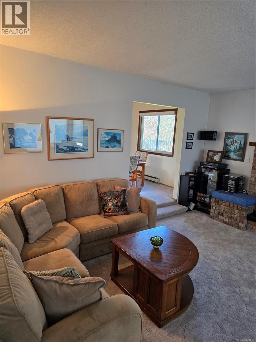  9596 Northlawn Terrace, Sidney