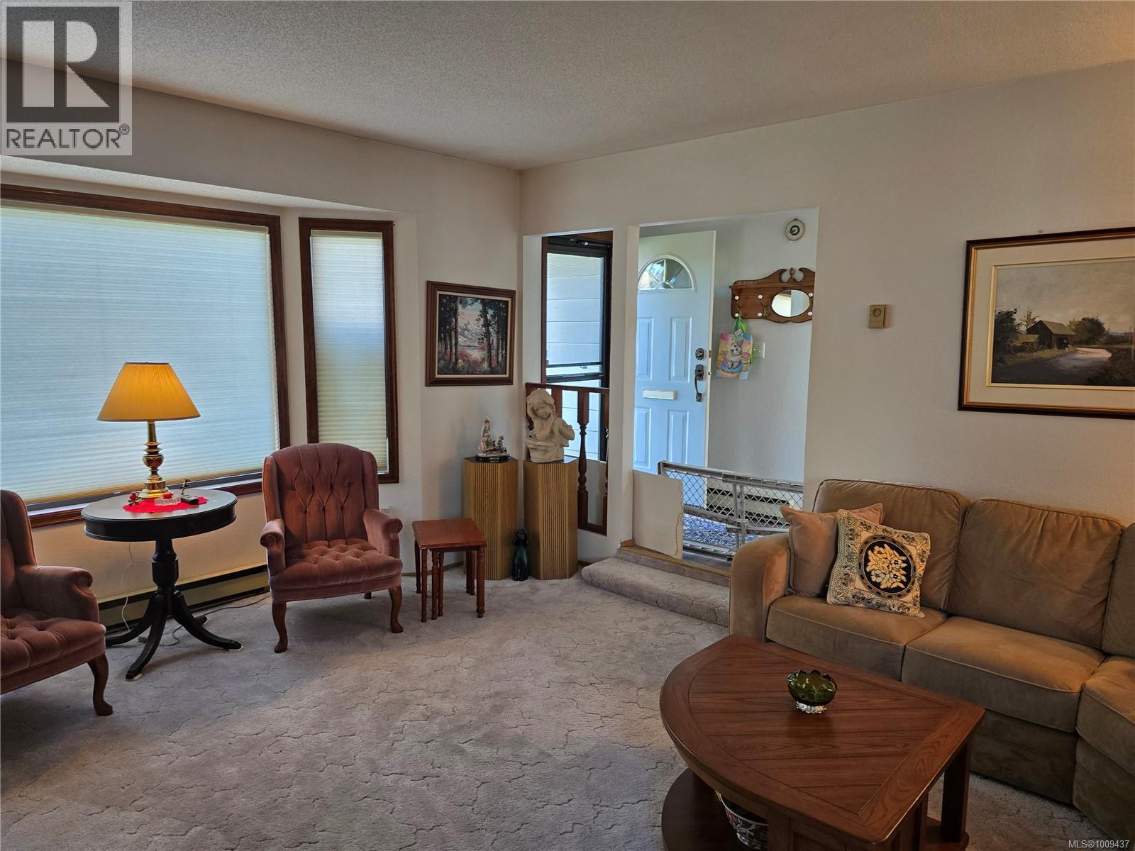  9596 Northlawn Terrace, Sidney