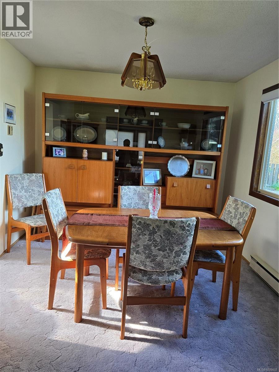  9596 Northlawn Terrace, Sidney