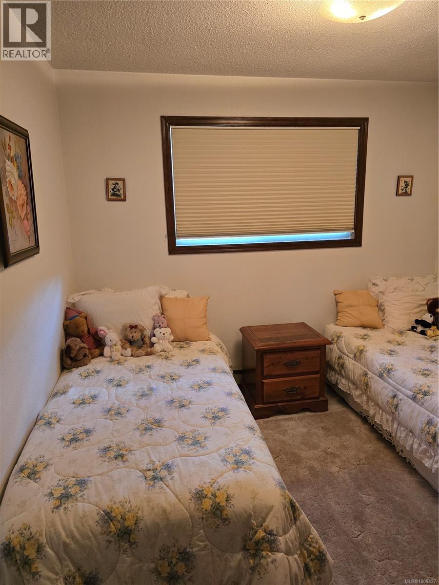  9596 Northlawn Terrace, Sidney